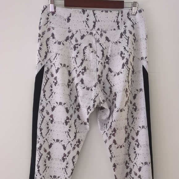 aurum high waist stylish Snake Print Leggings XL - Picture 3 of 5
